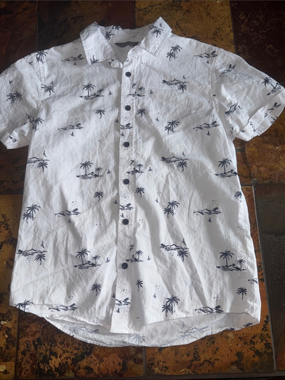 Boys White Short-Sleeve Button-Up Shirt (1154)
